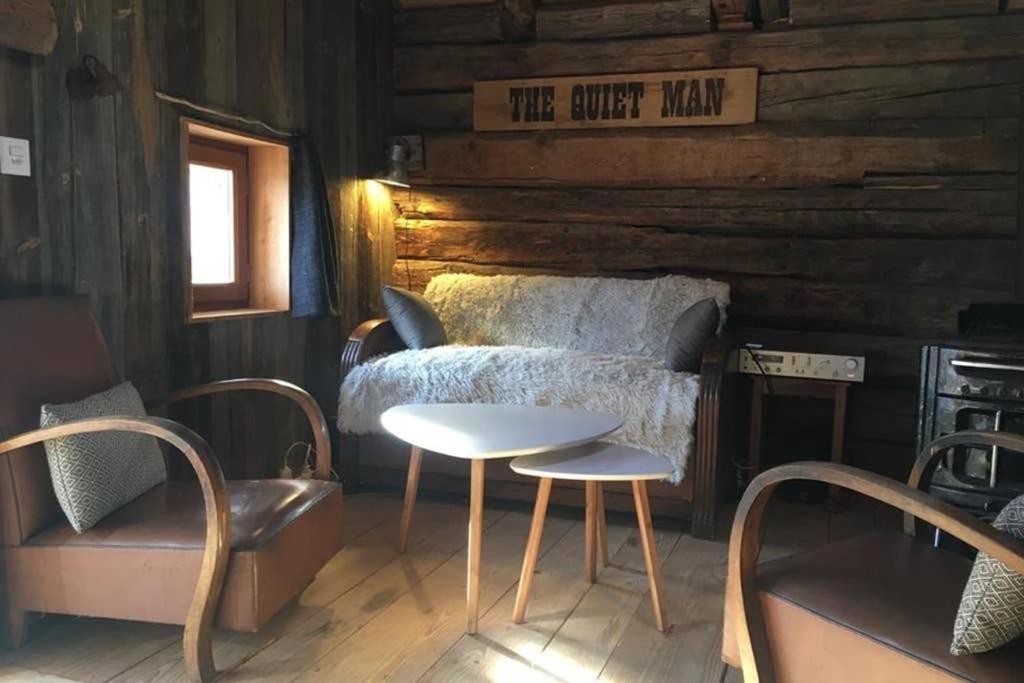 La Cabane De L'Homme Tranquille Le Tretien Exterior foto