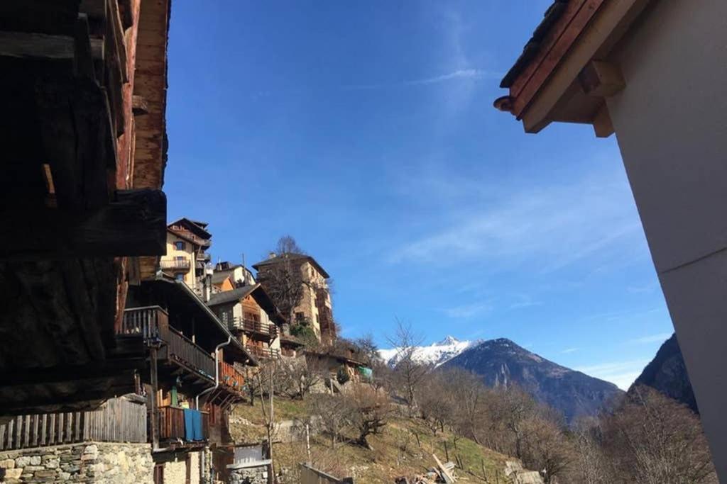 La Cabane De L'Homme Tranquille Le Tretien Exterior foto